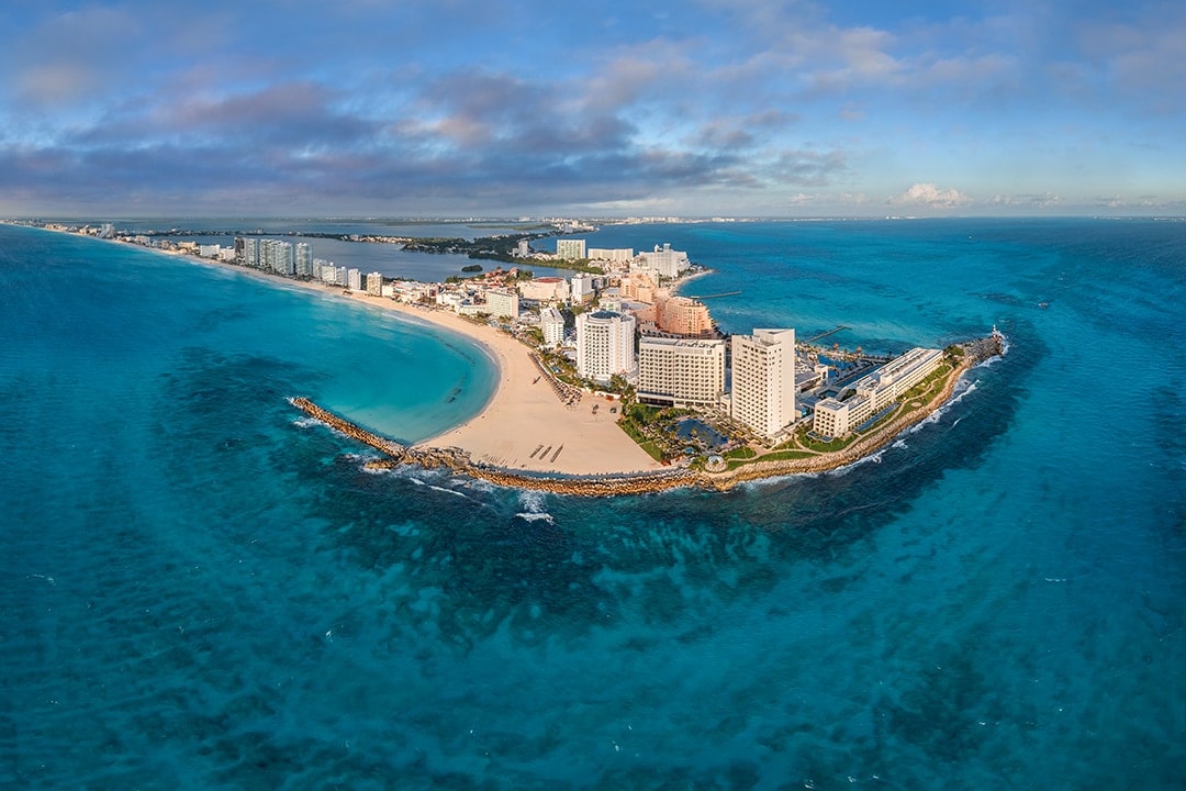 Cancun, Mexico. 16K 360° video trailer Cancun, Mexico. 16K 360° video trailer