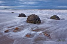 Moeraki boulders #11