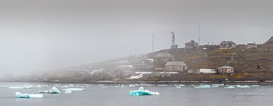 Franz Josef Land, Hooker Island, Tikhaya Bay