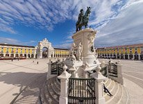 Statue of King José I