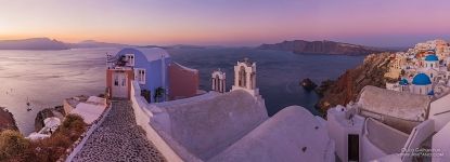 At the Santorini