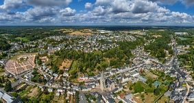 Indre-et-Loire. Above the Château de Langeais