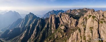 Lotus Peak. Panorama