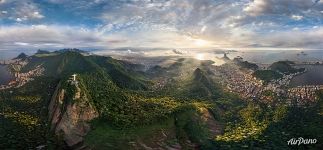 Christ the Redeemer Statue. Rio de Janeiro, Brazil Christ the Redeemer Statue. Rio de Janeiro, Brazil