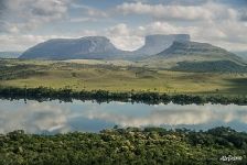 Canaima Lagoon