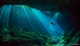 Pit Cenote, Mexico