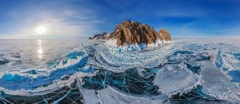 Russia, Lake Baikal in winter