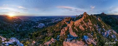 Castle of the Moors (Castelo dos Mouros)