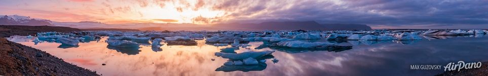 Jokulsarlon ice lagoon, Iceland