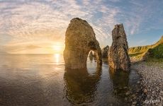 Rocks of the Golden Bay