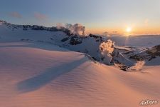 Mutnovsky volcano, sunset time 2