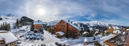 Méribel ski resort, French Alps (34400x12365 px)