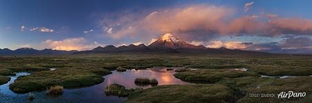 Sajama volcano, Bolivia (25808х8528 px)