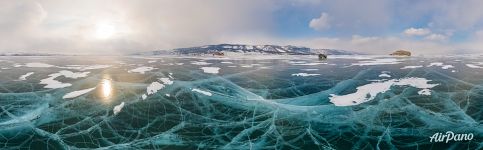 Panorama of Baikal ice near Uyuga cape (20235х6278 px)