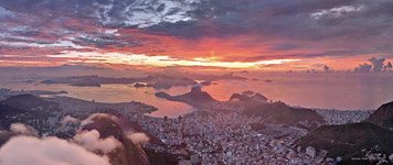 Rio de Janeiro in pink (20124x8481 px)