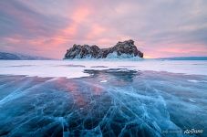 Pink morning near Elenka island